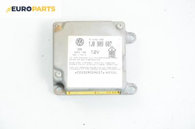 Модул за AIRBAG за Volkswagen Passat Variant B5 (05.1997 - 12.2001), № Siemens 5WK4 199