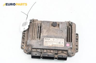 Компютър двигател за Peugeot 206 Hatchback (08.1998 - 12.2012) 1.6 HDi 110, 109 к.с., № 0281011560