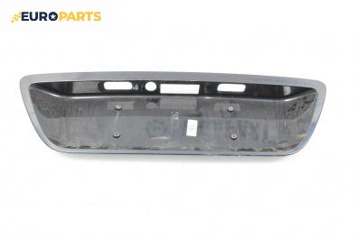 Стойка заден номер за Mercedes-Benz C-Class Sedan (W203) (05.2000 - 08.2007), седан