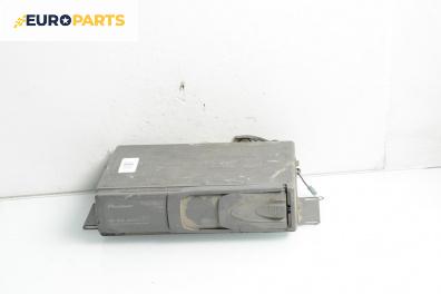 CD чейнджър за Volkswagen Passat III Sedan B5 (08.1996 - 12.2001)