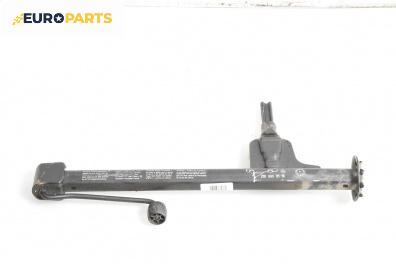 Крик за Mercedes-Benz E-Class Sedan (W210) (06.1995 - 08.2003)